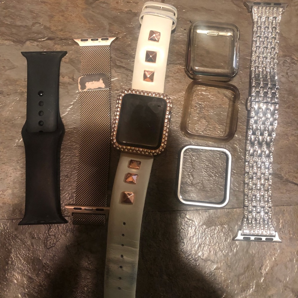 Apple Watch series 3 38mm watch w/ bands